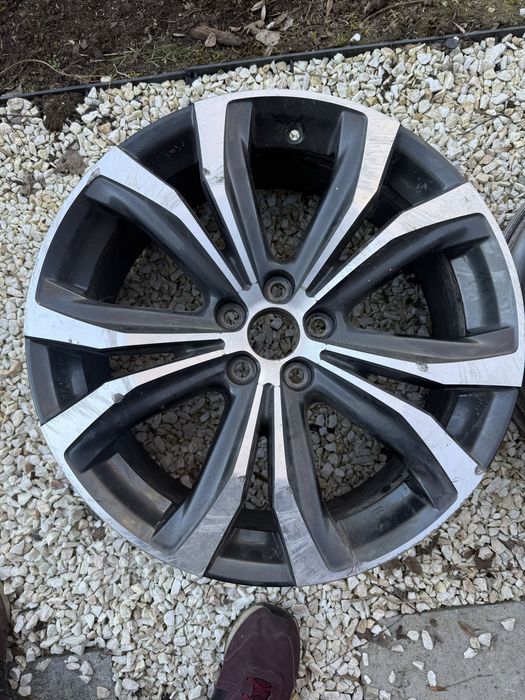 Felgi lexus rx 20 cali 8j do renowacji 2 sztuki