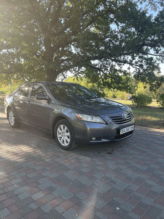 Продам toyota camry 40