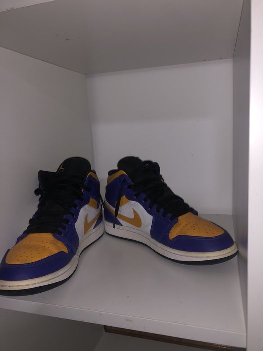 Air jordan 1 mid lakers