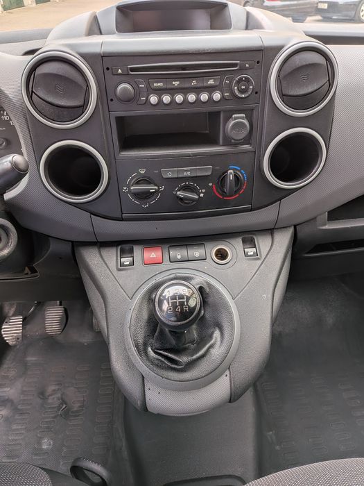 Peugeot Partner 1.6 HDI Premium 75 CV  3 lug  18
