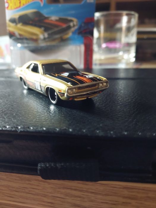 Hot Wheels 70' Dodge Hemi Challenger Custom