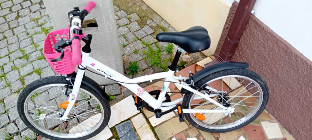 Bicicleta B*Twin Menina Personalizada Roda 20.