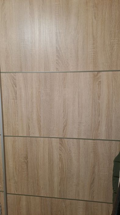 Excelente roupeiro de quarto em perfeitas condicoes