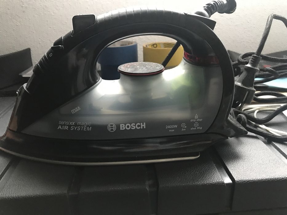 Ferro de engomar a vapor