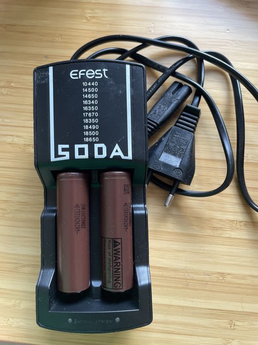 Dwa akusy plus ladowarka