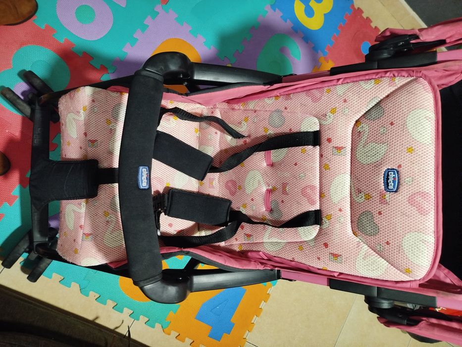 Stroller436898891606282242