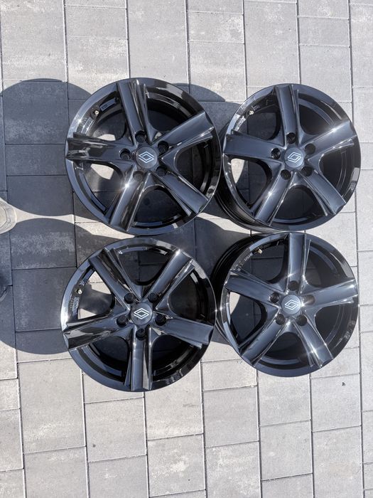 5x114.3 16 Reanault Trafic III Megane III laguna III