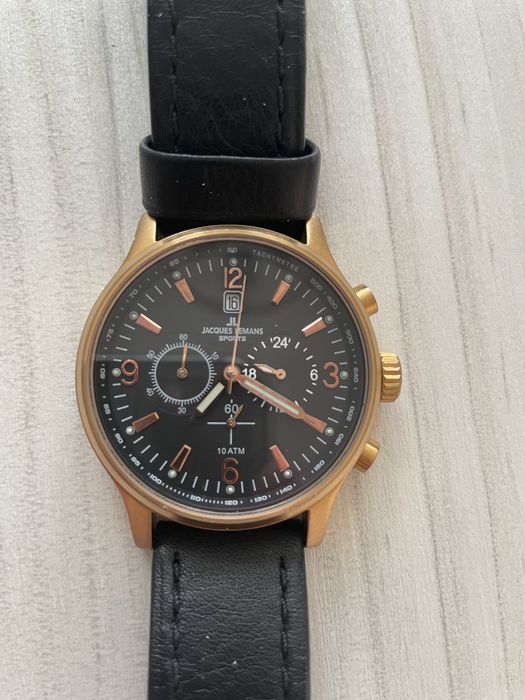 годинник Jacques Lemans