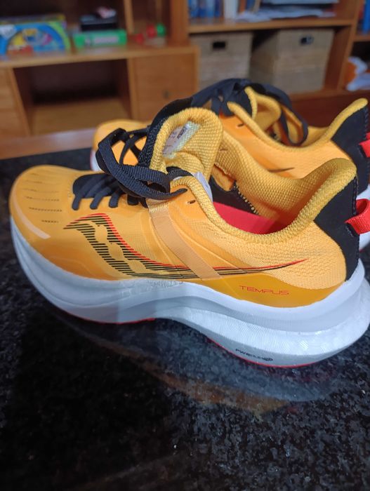 Sapatilhas Saucony Tempus Mulher