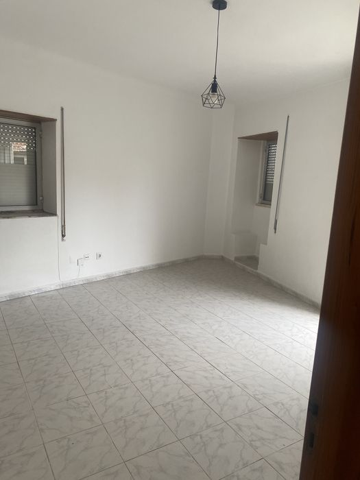 Apartamento para arrendamento Coimbra