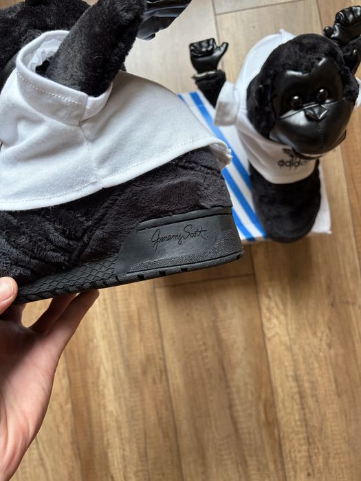 Adidas Jeremy Scott Gorilla