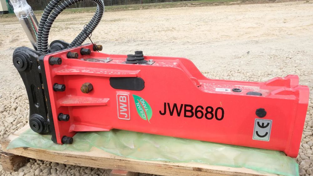 Młot wyburzeniowy 345 kg kujący hydrauliczny JWB680