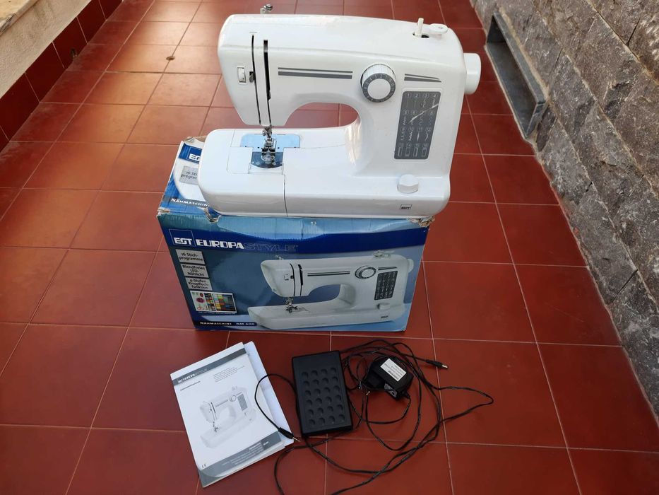 MÁQUINA DE COSTURA Portátil EGT-Europa Style