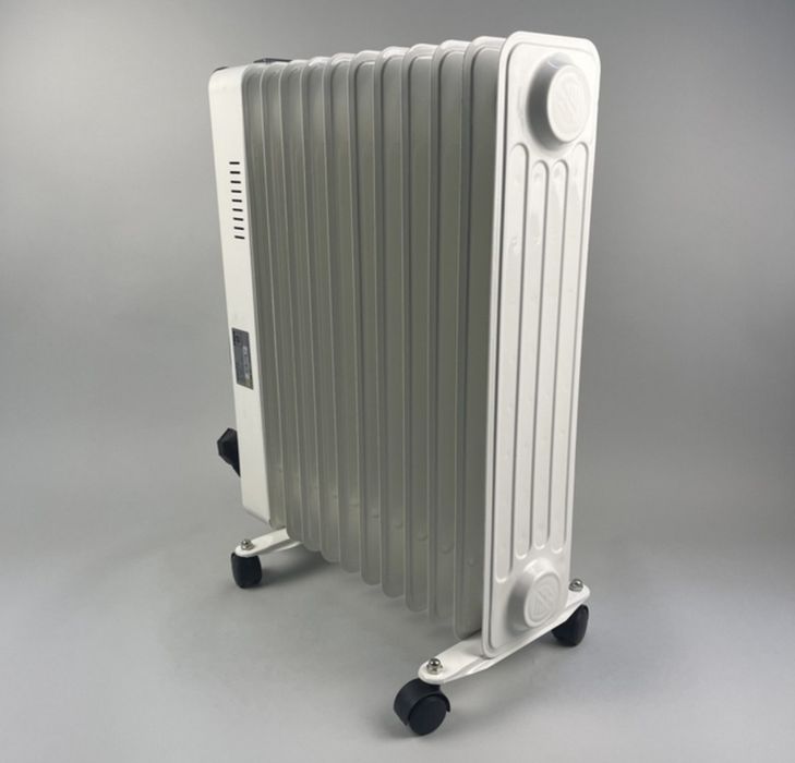 Масляний обігрівач на 11 секцій