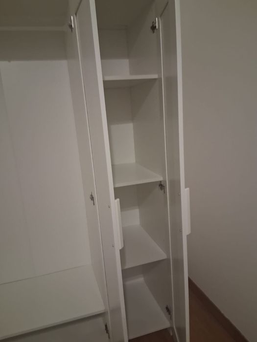 Roupeiro (Lisboa), 117x50x190 cm,  BRIMNES Ikea (NOVO)