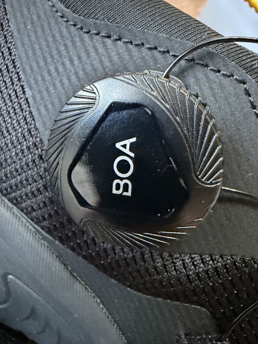 Кросівки Adidas. Автошнурок. Демісезон / осінь