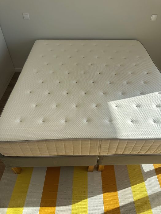 Cama de Casal - 1,80X2,00 Novíssima
