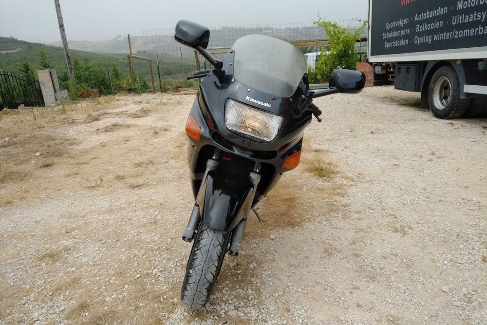 Kawasaki ZZR600 – 1994 – 42.041 km – 2 Donos