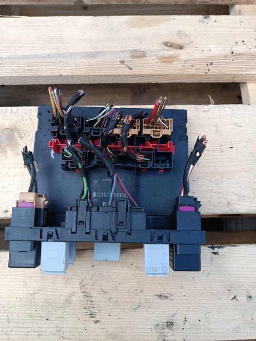 Bordnetz moduł komfortu VW passat B6 3c8,937,049e