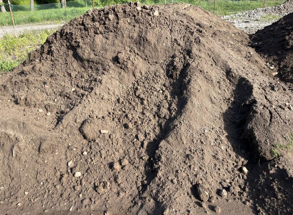 Sprzedam ziemię ogrodową,humus Tanio!!