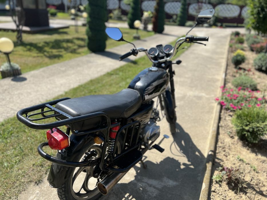 Продам альфу мустанг 110