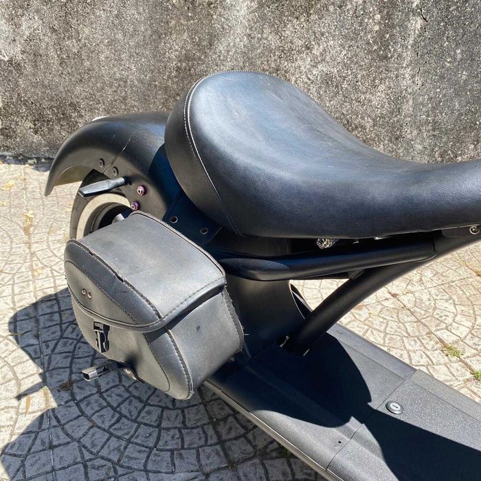 Trotinete "Moto" Elétrica City Coco