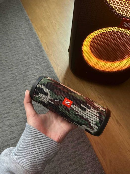 Портативна Колонка JBL для музики