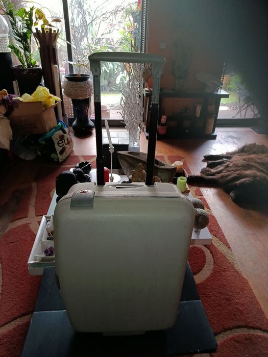 Mala trolley em excelente estado