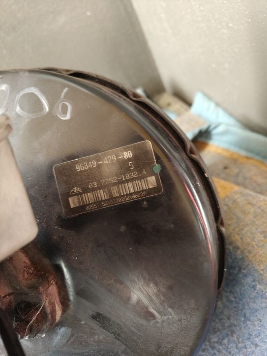 Serwo pompa hamulcowa ABS peugeot 206 citroen