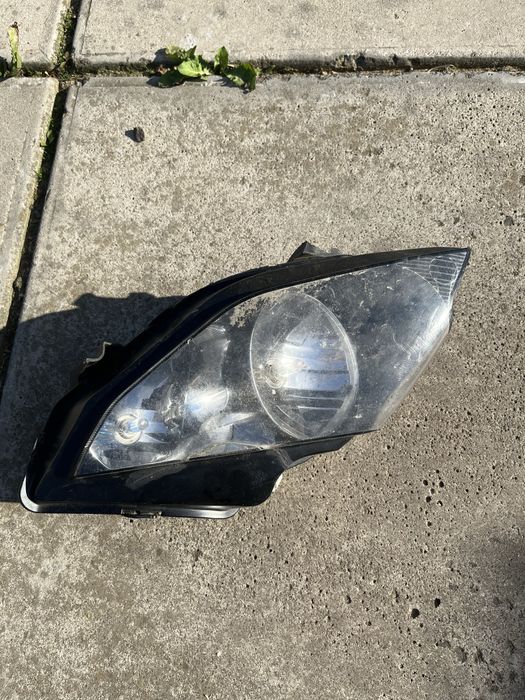 Права фара honda vfr 800 2003