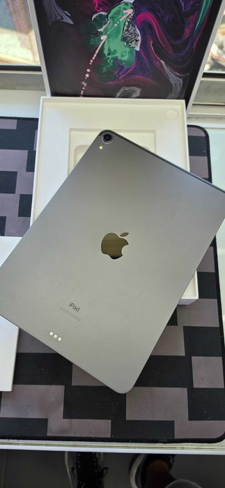 Apple iPad Pro 11" 1 GeR (A1980)6 GB|512GB|WI-FI