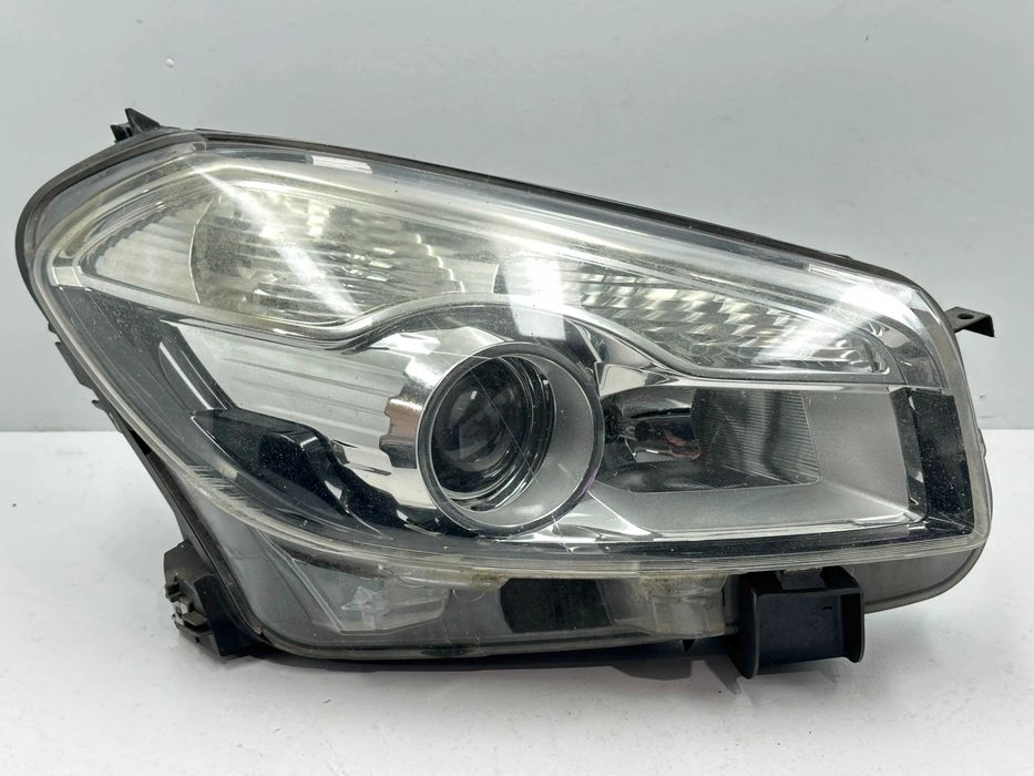 Ótica / Farol Direito - Nissan Qashqai J10 (2010)