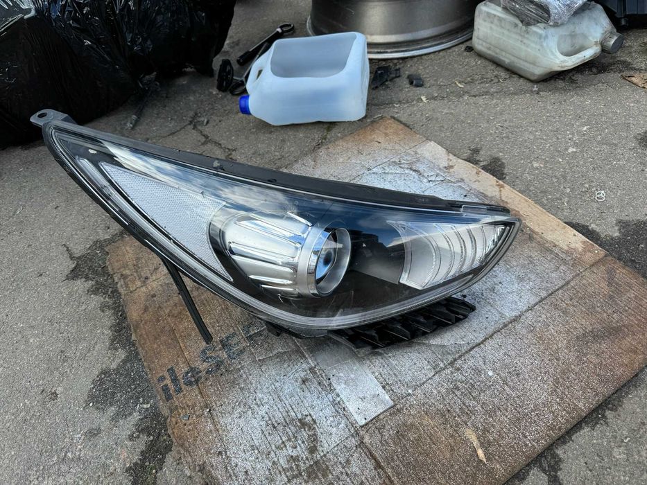Фари LED для Kia Niro 2020-2023 запчастини/РОЗБОРКА