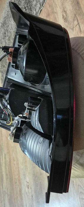 Lampa Prawa Tylna KIA SORENTO I (02-09r.) Oryginalna SAMLIP