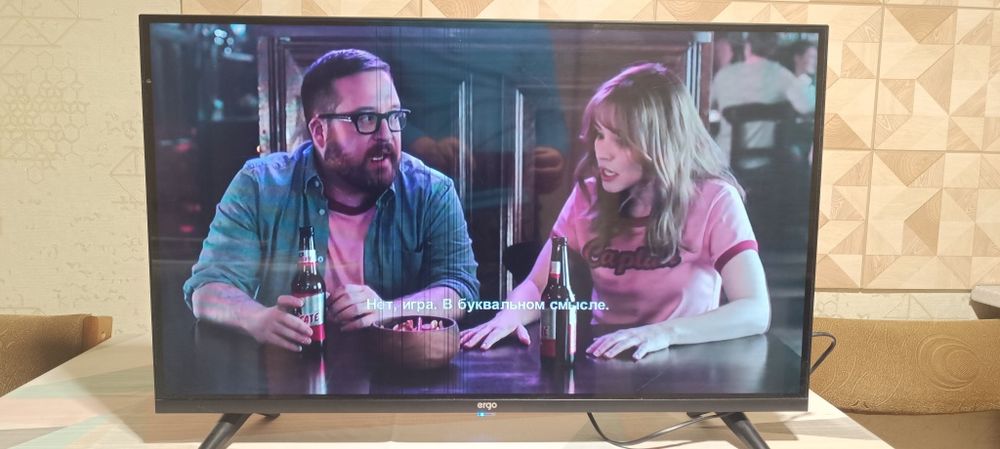 Телевізор Ergo 32 DHT6000