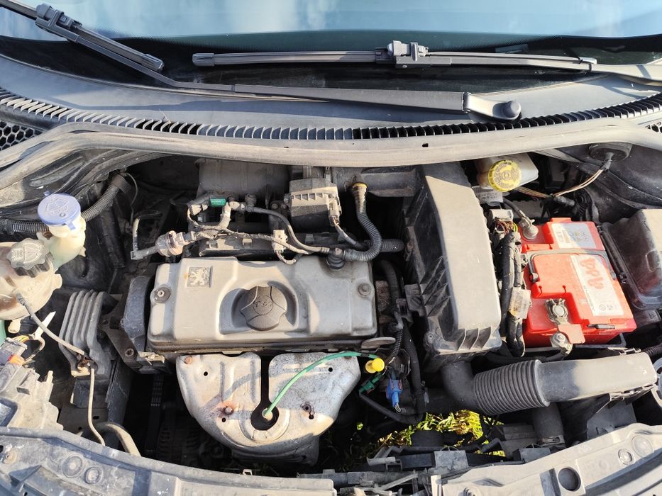 Peugeot 207 2006 1.4 benzyna