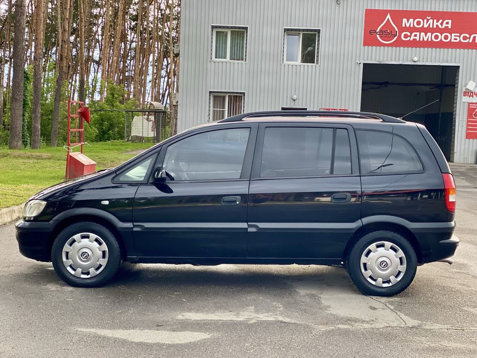 Opel Zafira 2.0 TDI дизель 7 місць