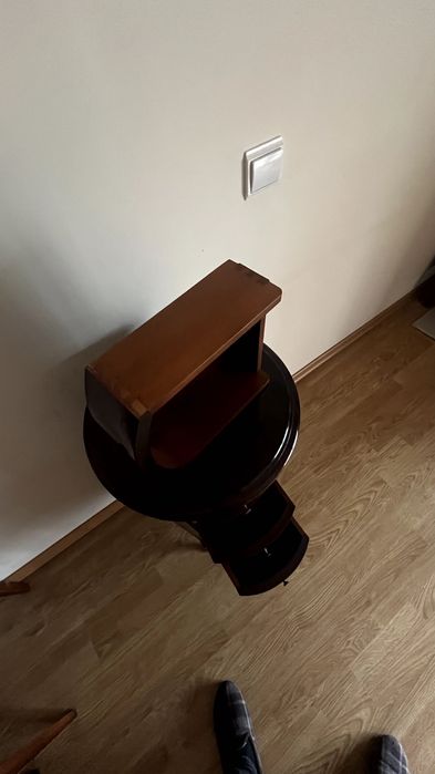 Móvel decorativo Coluna Gavetas