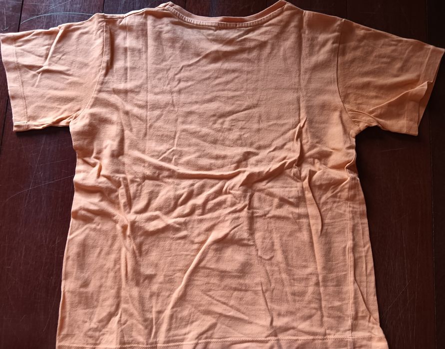 T shirt laranja infantil