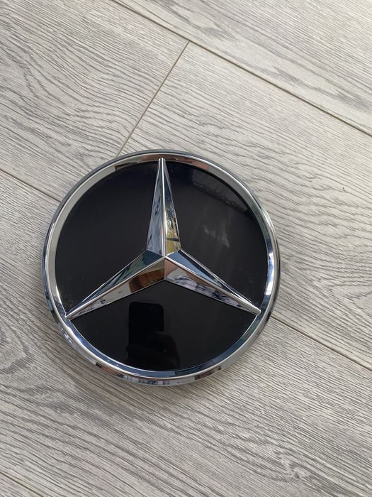 Значки решітки мерседес