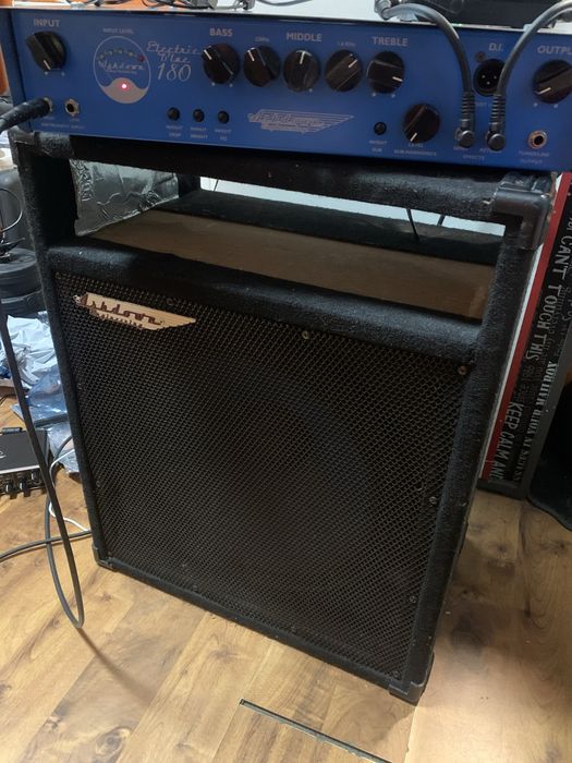 Ashdown EB 15-180 wzmacniacz basowy head combo