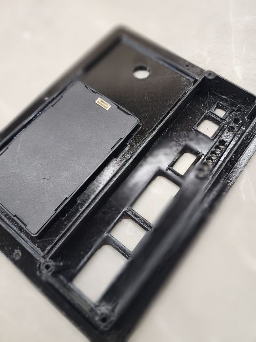 Кріплення екрану 3.2" та плати JK BMS