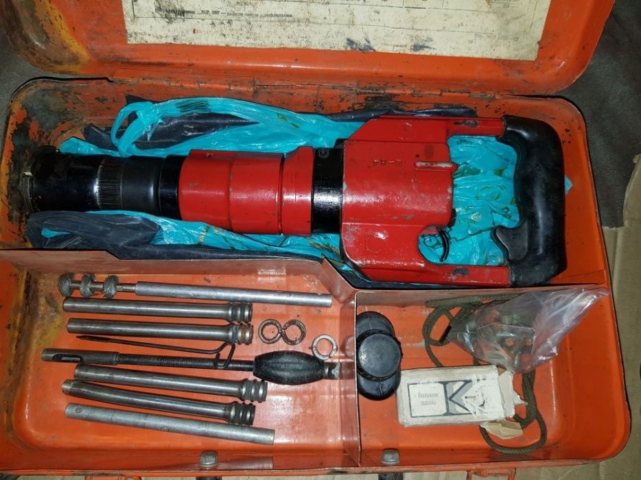 Продам пистолет монтажный