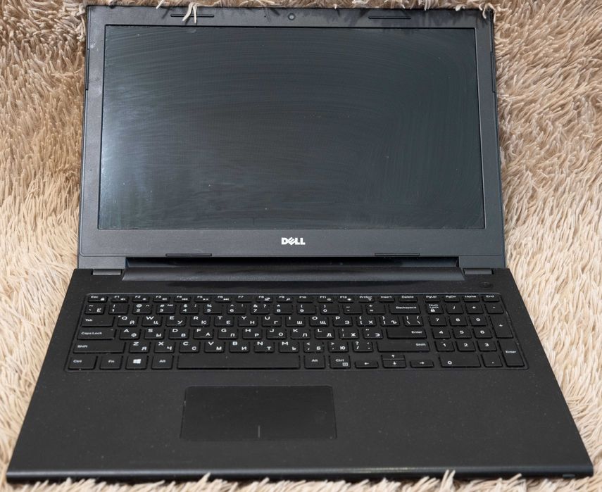 Dell Inspiron 3543 15.6" 8GB RAM SSD NVIDIA GeForce 2GB ігрова графіка