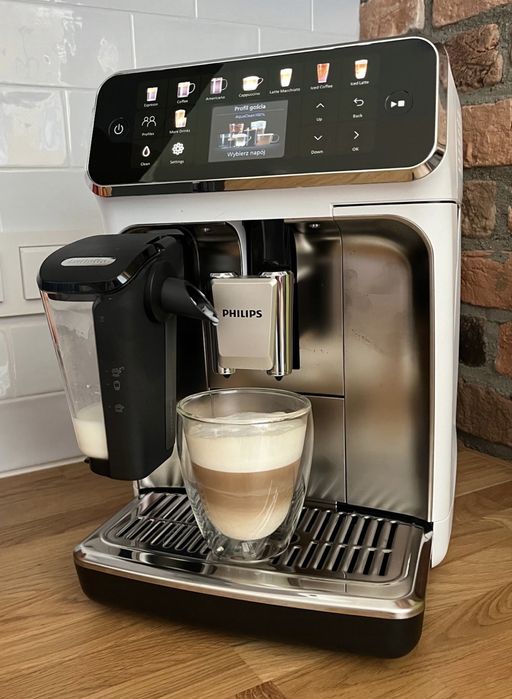 Ekspres Phillips Lattego 5400 nowy model, dużo możliwości
