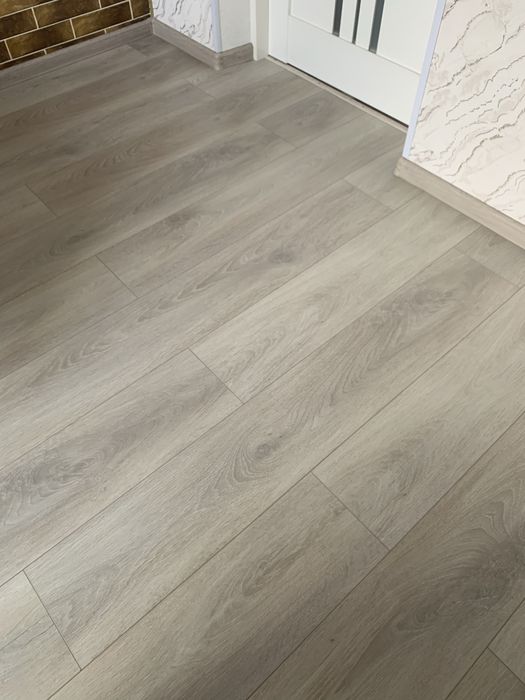 Укладка плитки/ламінату/паркета • Арт-стіни • Плінтуси (Володимирець)