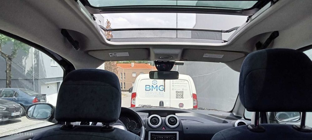 Carro econômico e em bom estado