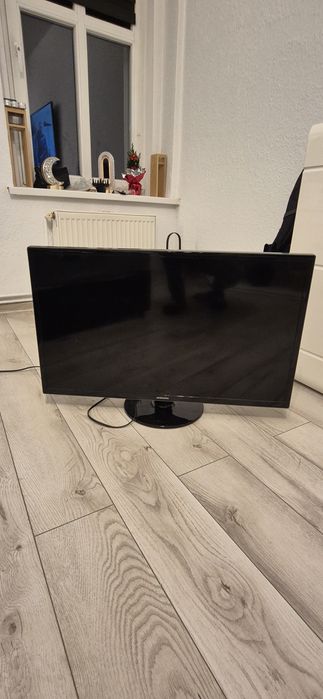 Telewizor samsung UE32F4000AW 32 cale jak Nowy
