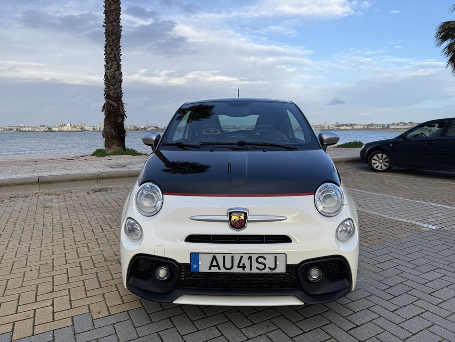Abarth 595 turismo 165cv ano 2017  49,000km aceito retoma trato finaci