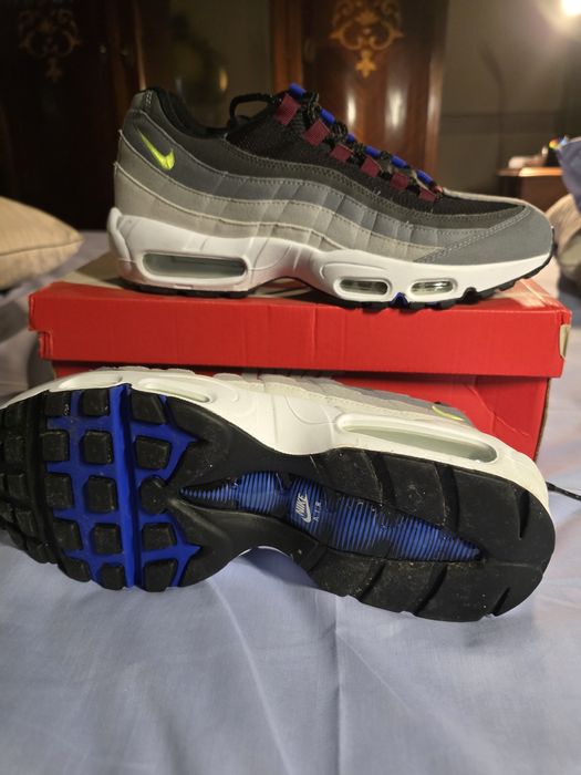 Ténis Nike air max NOVOS